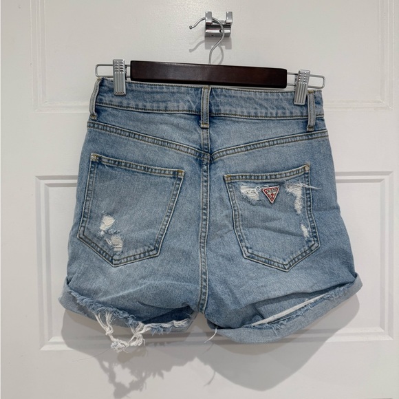 Guess cutoff shorts - Picture 2 of 3